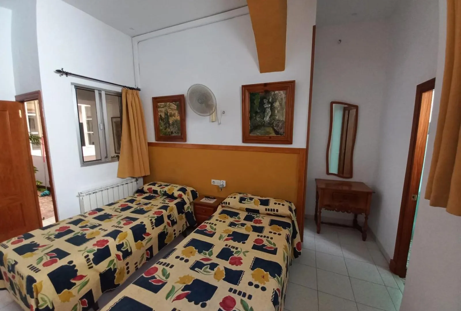 Hostal Manolo El Puerto de Santa Maria Guest house
