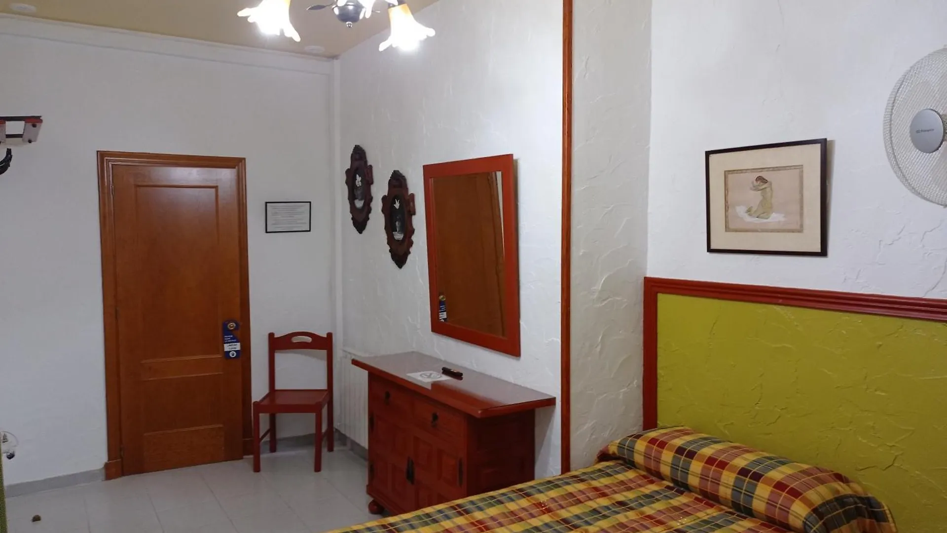 Hostal Manolo El Puerto de Santa Maria Guest house