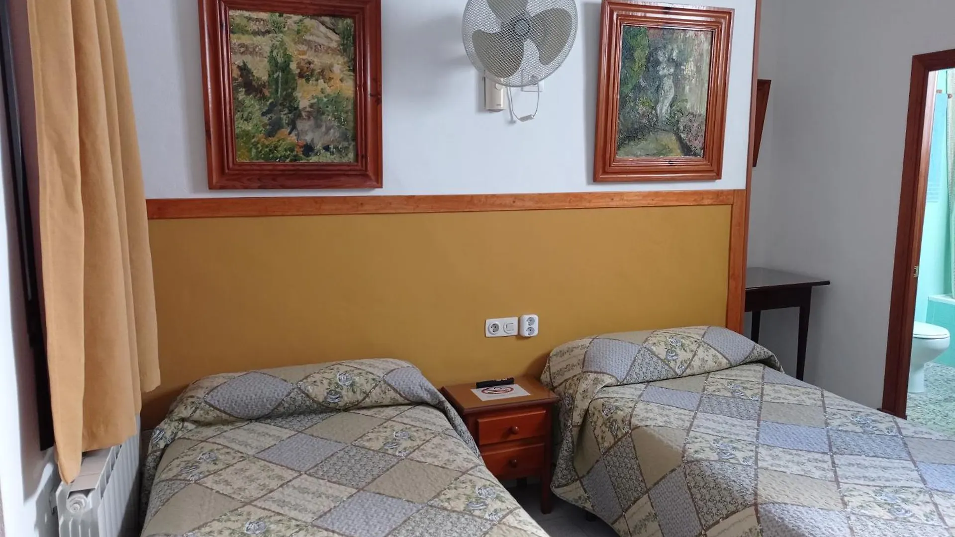 Guest house Hostal Manolo El Puerto de Santa Maria
