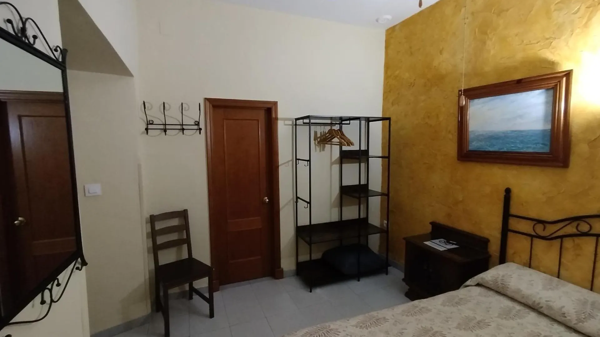 Guest house Hostal Manolo El Puerto de Santa Maria Spain
