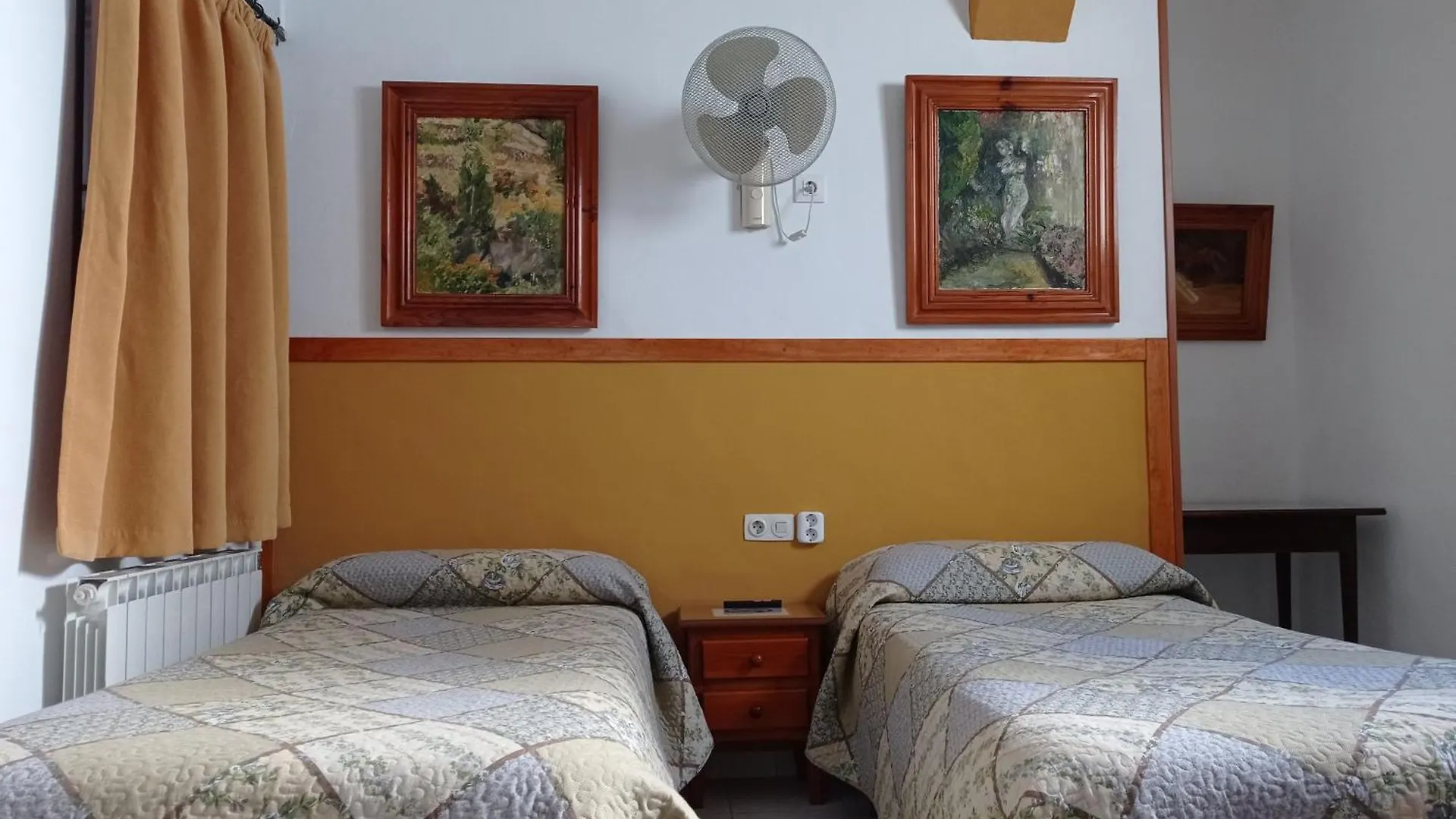 אל פוארטו דה סנטה מריה Hostal Manolo 0*, אל פוארטו דה סנטה מריה ספרד