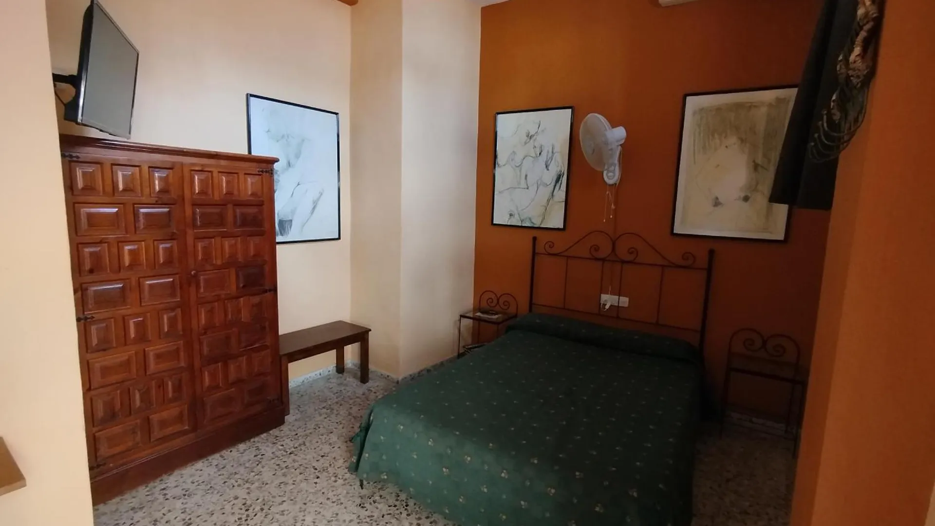 Guest house Hostal Manolo El Puerto de Santa Maria Spain